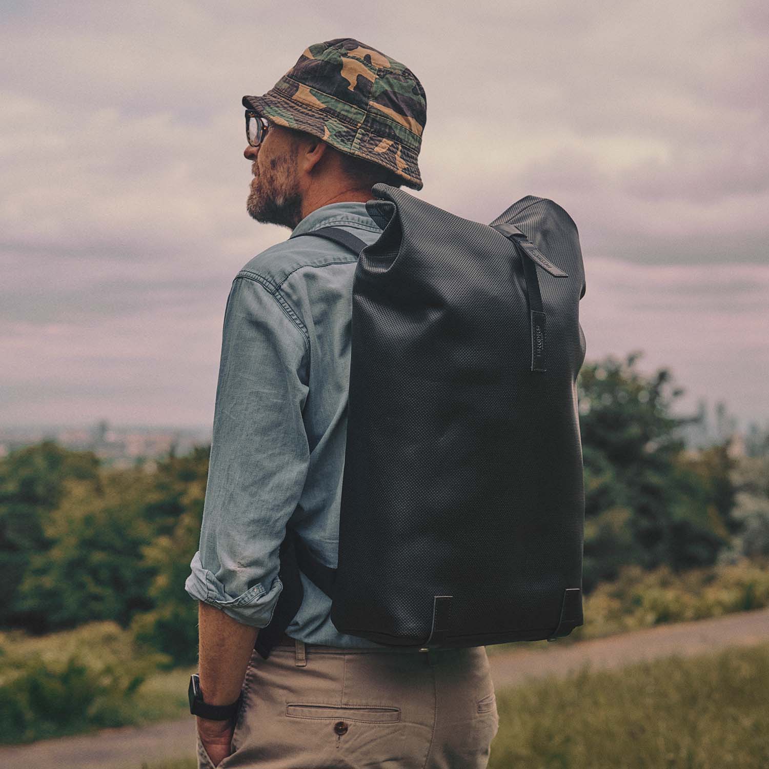 brooks leather backpack England Piccadilly Day Black  Sportique a perfect blend of style and functionality for the discerning cyclist Brooks England Piccadilly Backpack in