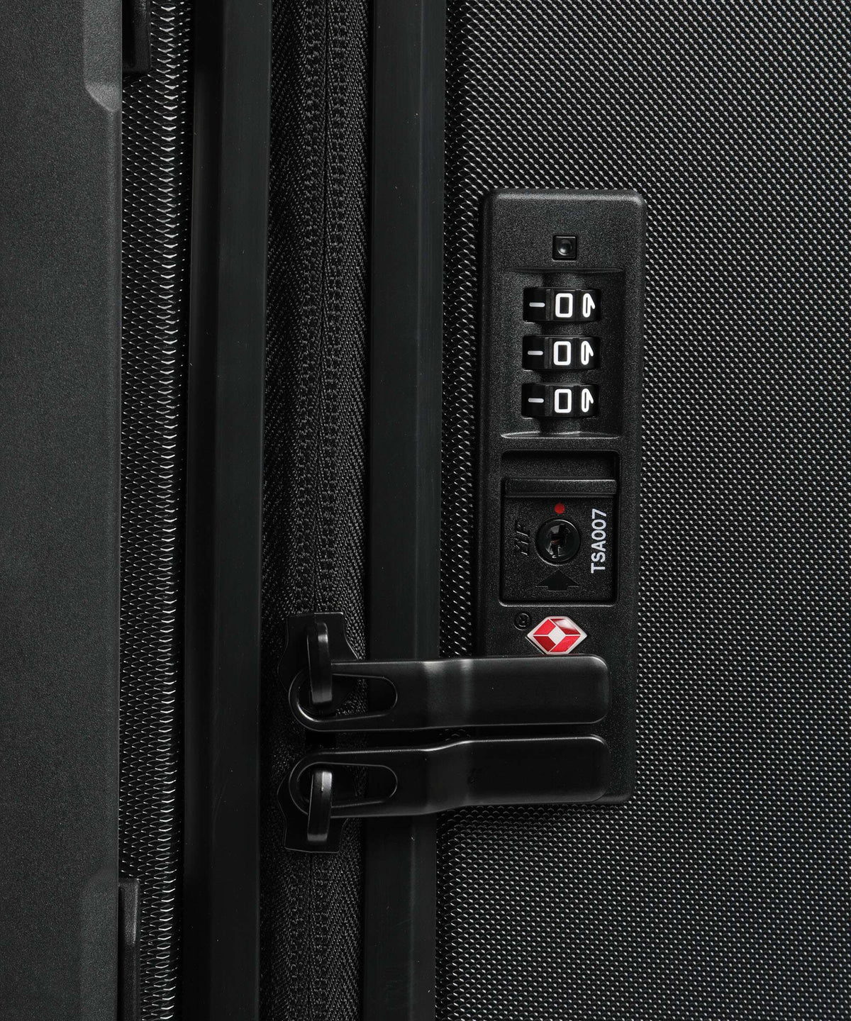 Db Ramverk L Spinner (4 wheels) black out