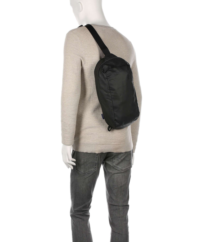Thule Tact 8 Sling bag black
