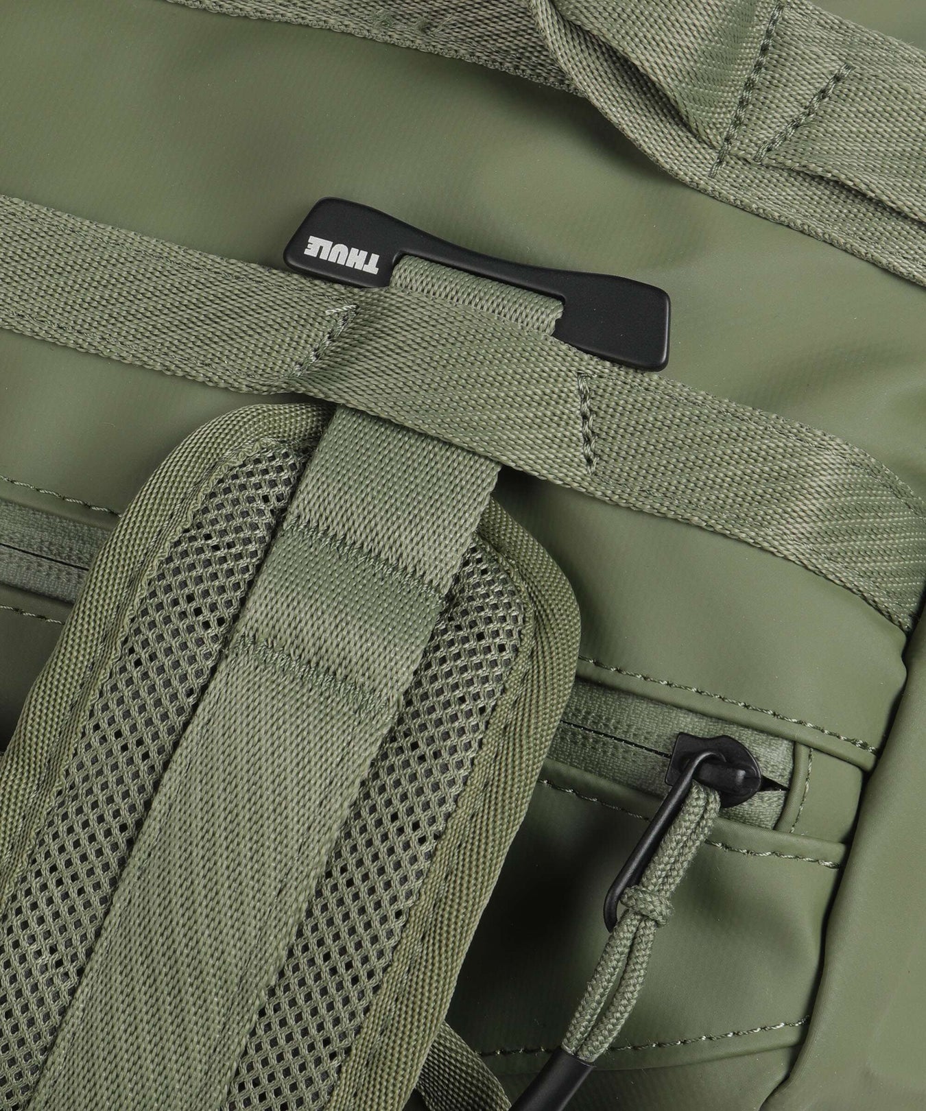 Thule Chasm 30 Weekend bag olivine