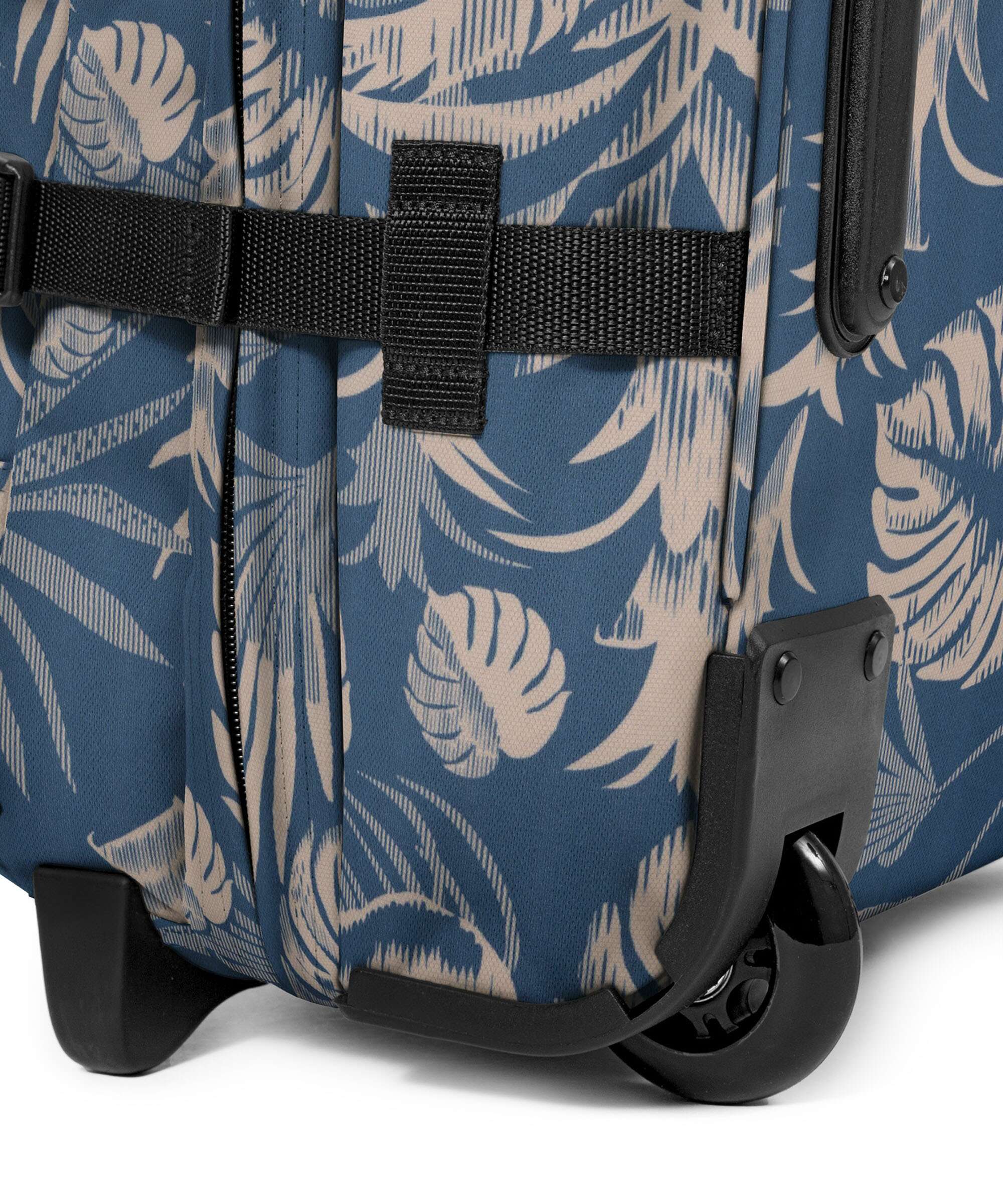 Eastpak Tranverz M Travel bag with wheels brize blue beige