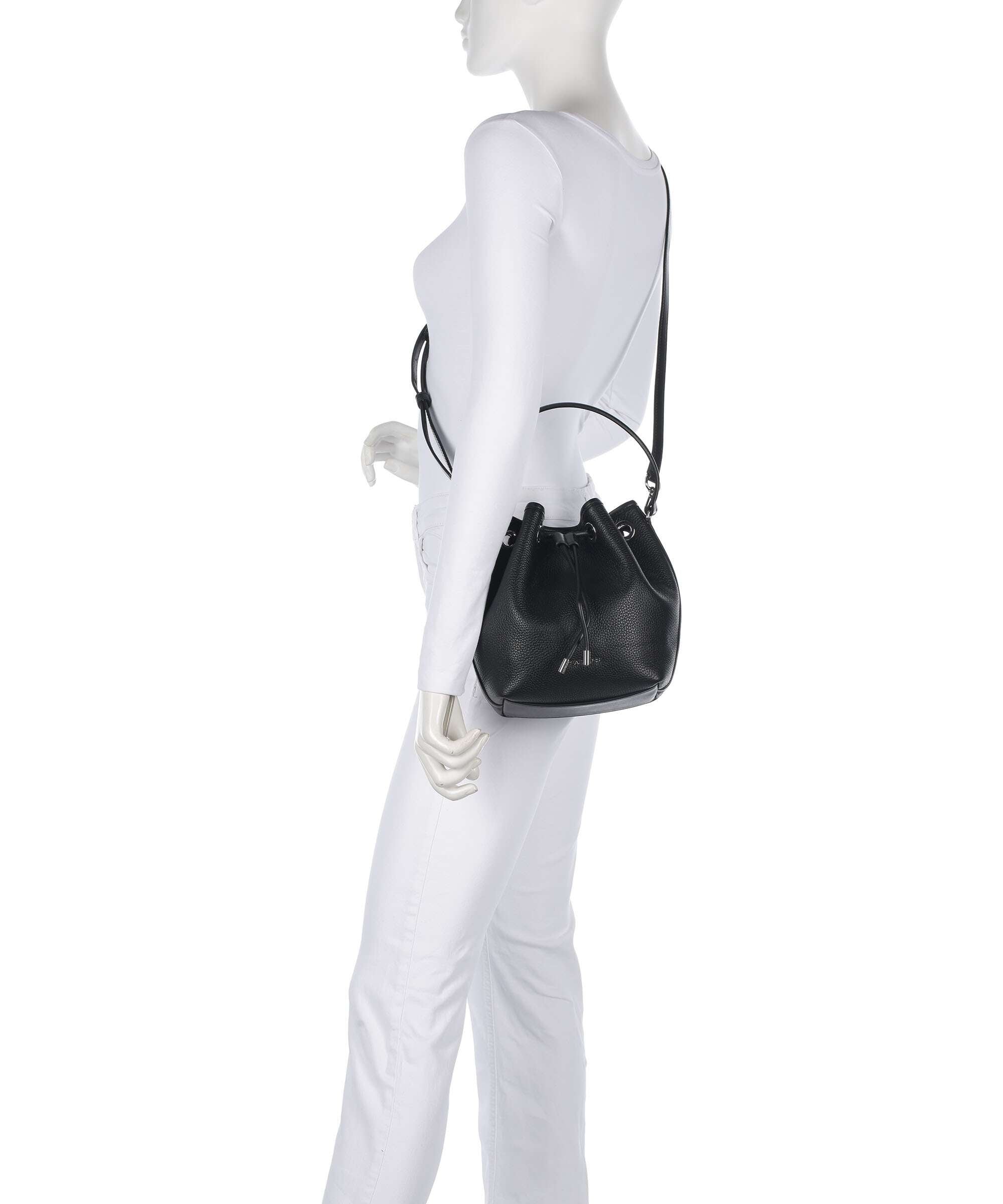 Michael Kors Avery Bucket bag black