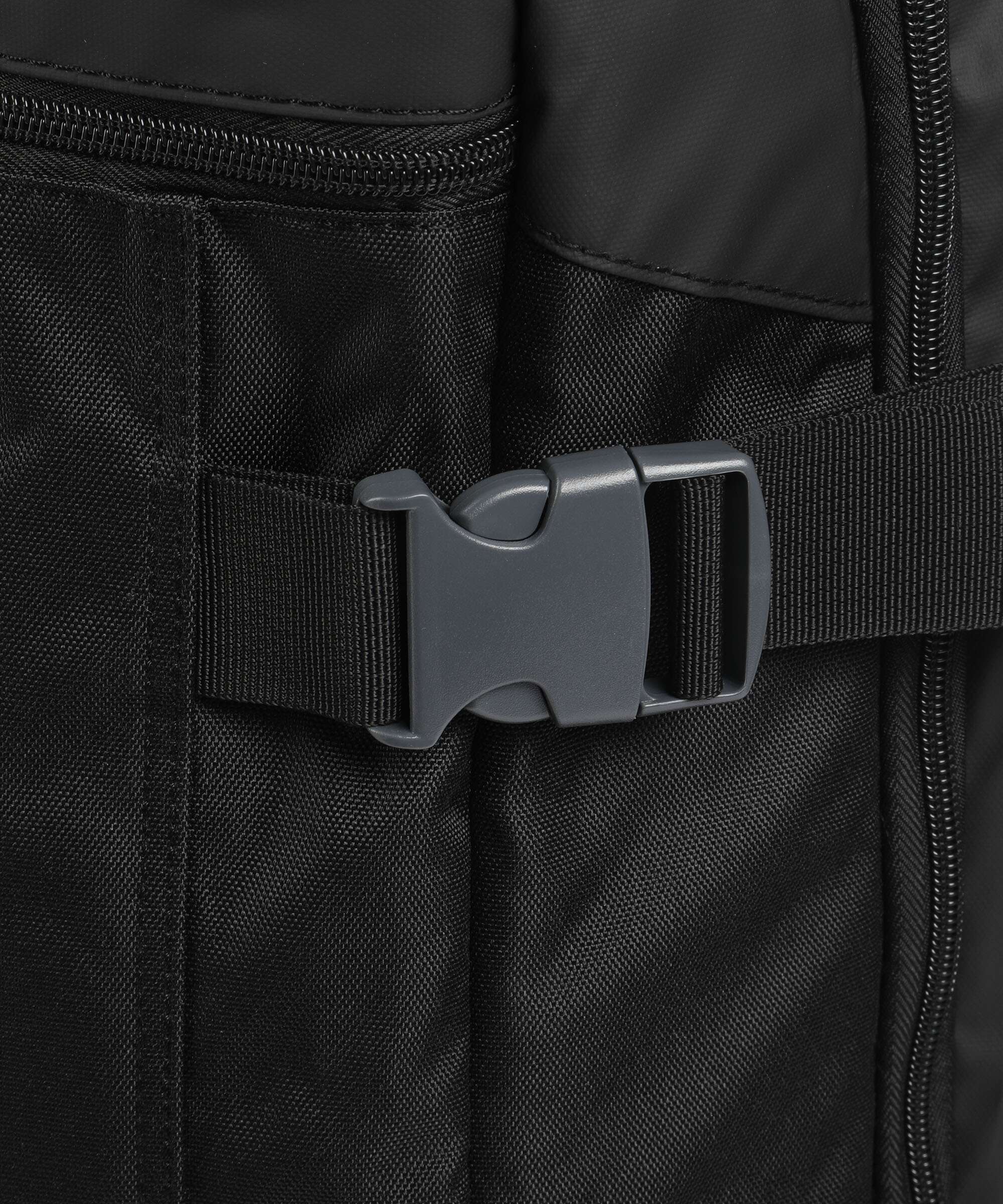 Jeep JS007C XL Travel backpack polyester black - J0374064100 – WARDOW