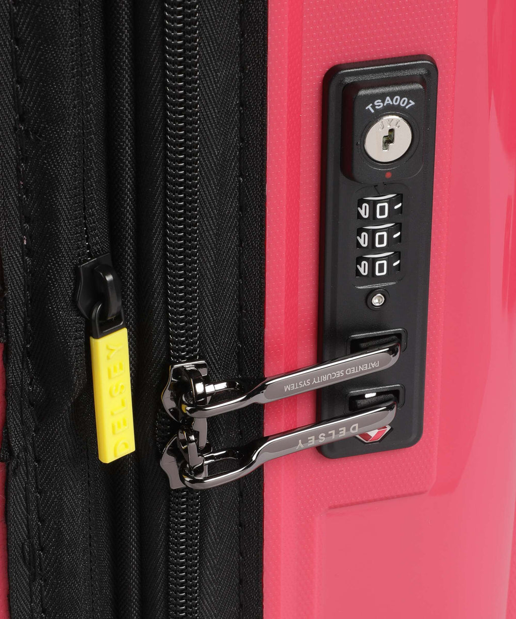 Delsey Paris Lutece Se Spinner (4 wheels) magenta