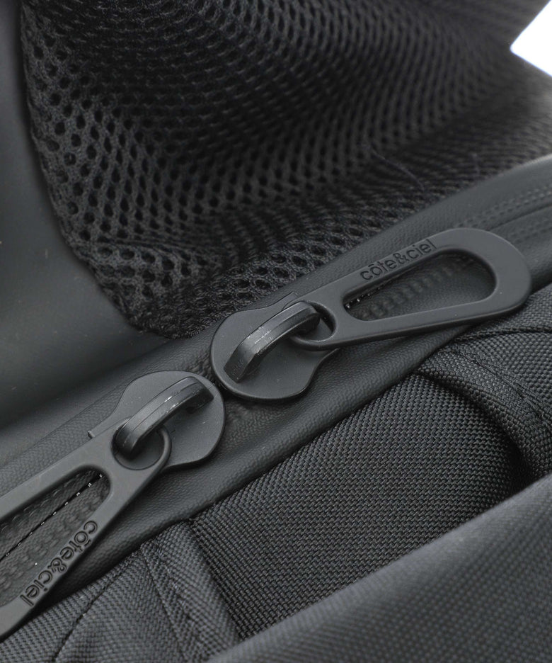 Côte&Ciel Obsidian Isar Medium Backpack black