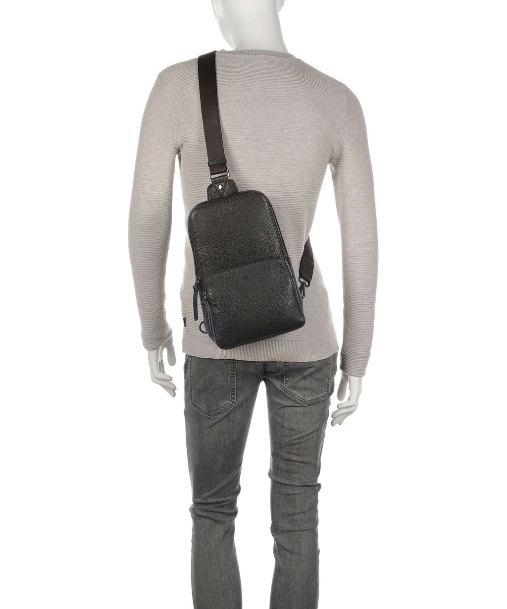 Braun Büffel Novara Sling bag choco