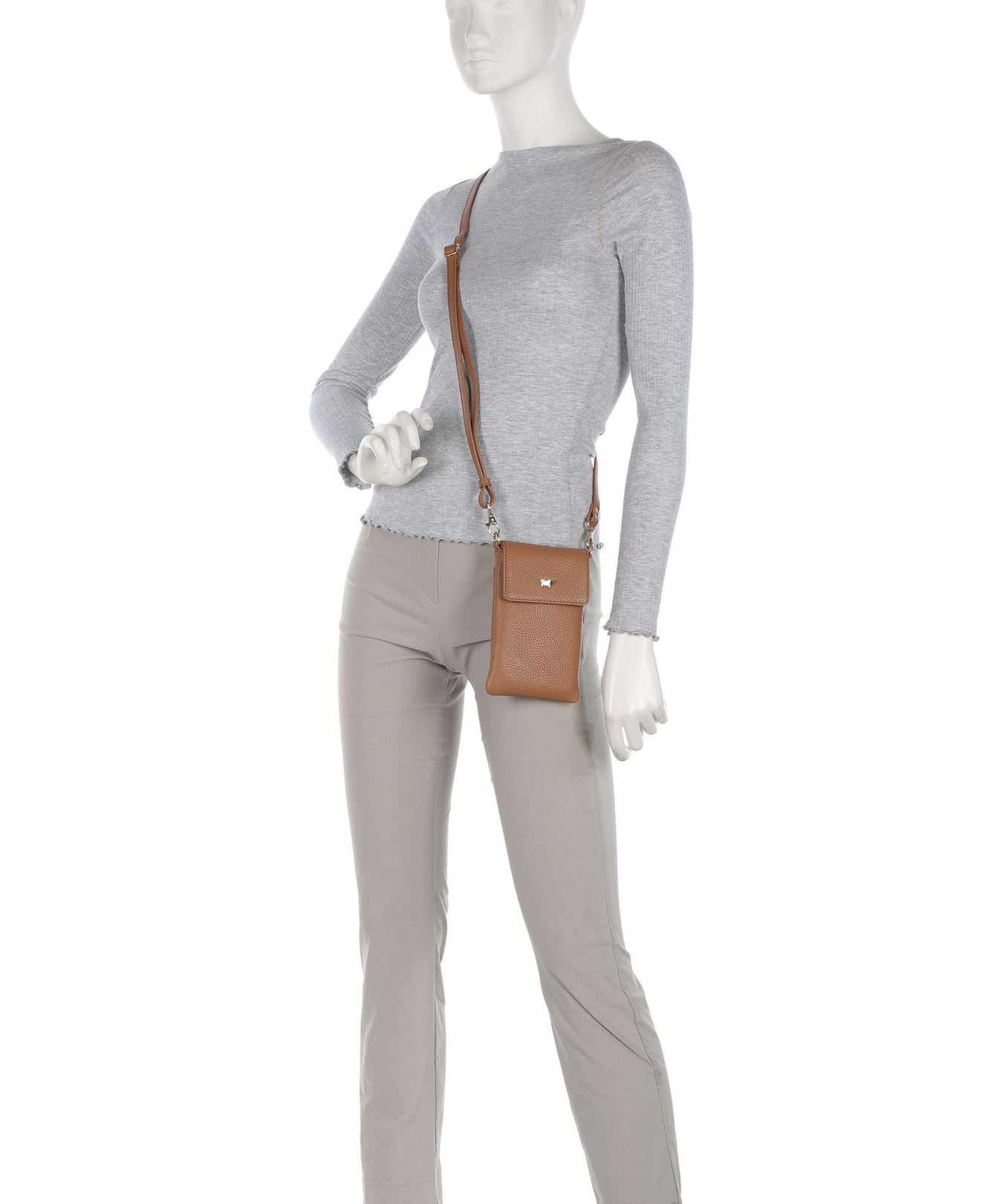 Braun Büffel Hanna Phone bag cognac