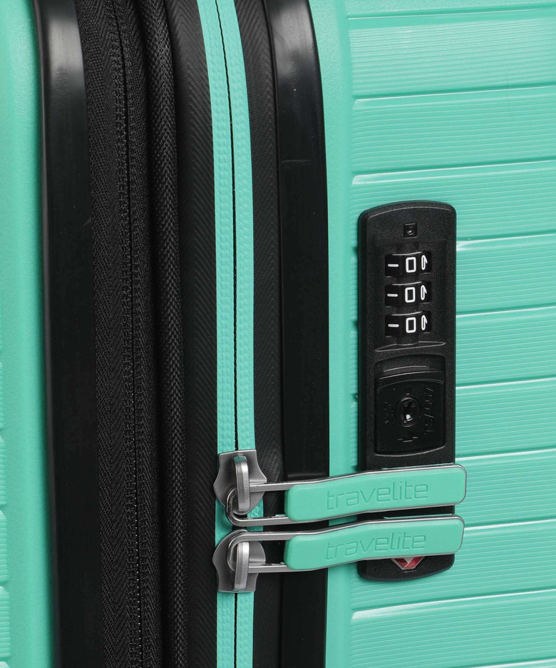 Travelite Orbita Spinner (4 wheels) grün