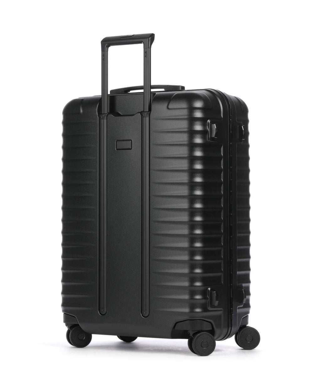 Titan Overseas Spinner (4 wheels) nightshade black