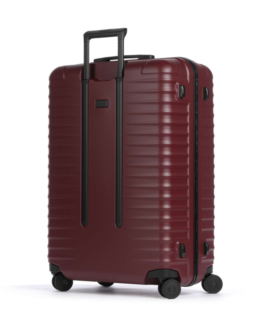 Titan Overseas Spinner (4 wheels) emberwood red