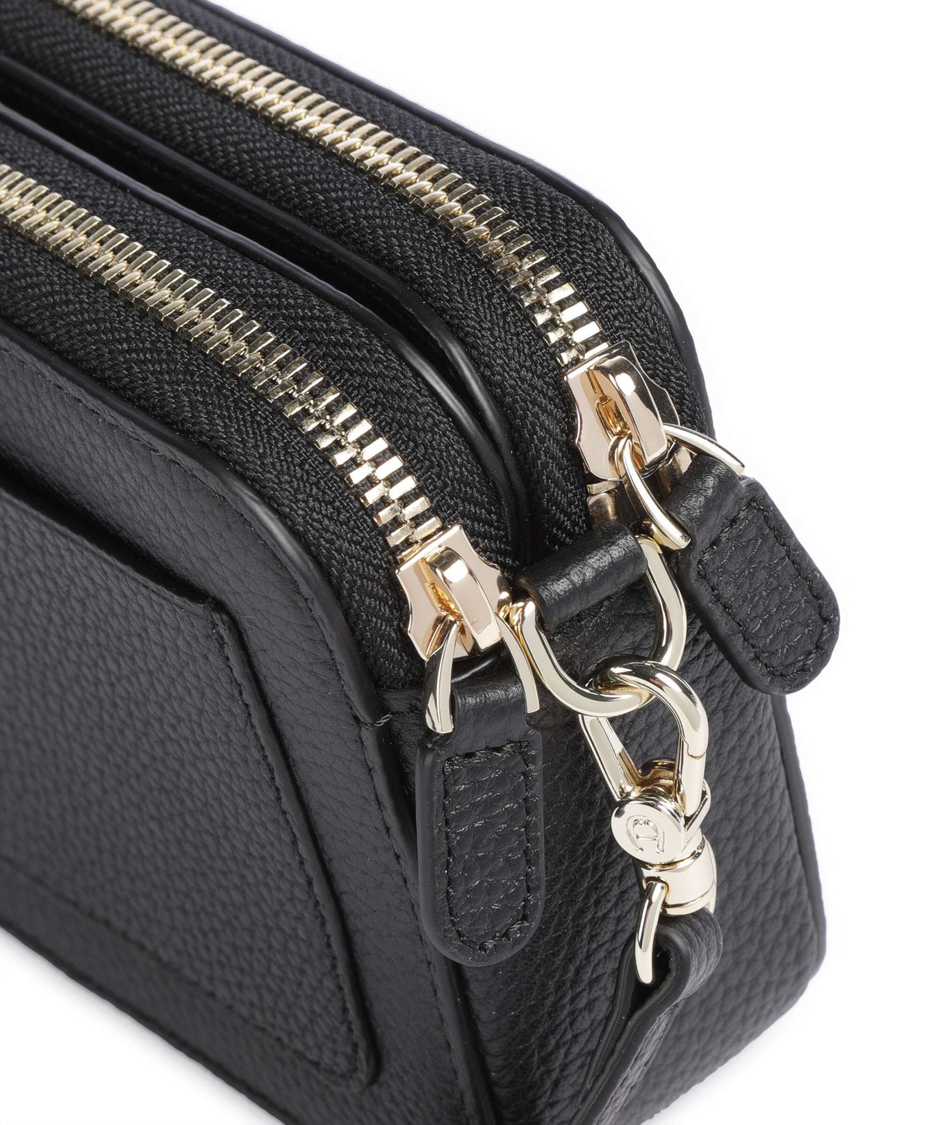 Aigner Diadora Crossbody bag black