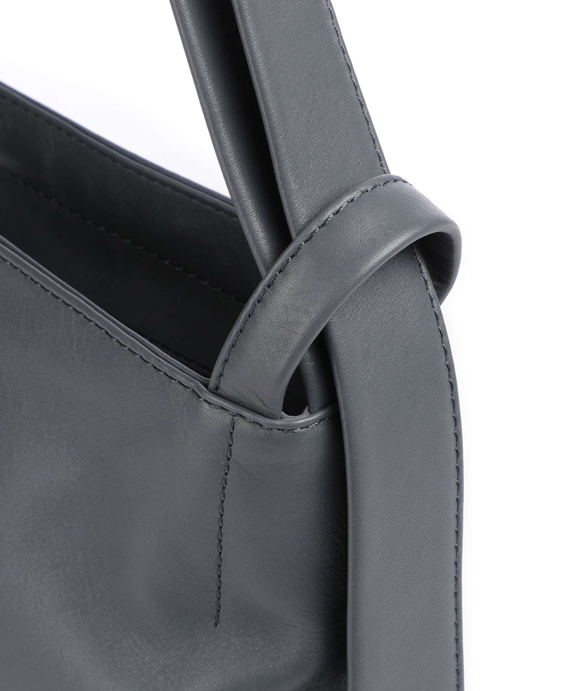 Aunts & Uncles Heavenly Meadow Whisper Backpack bag wind