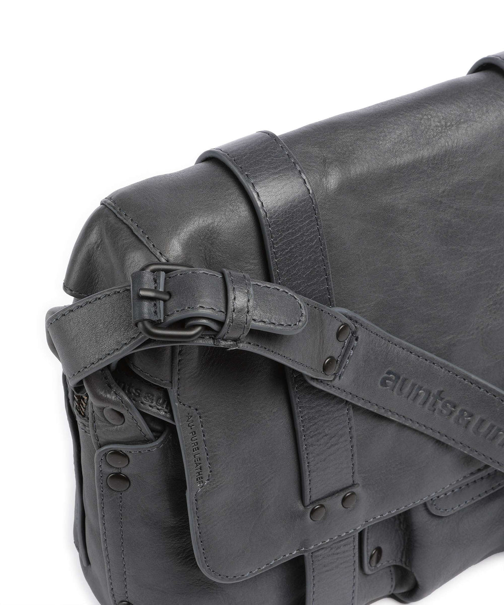 Aunts & Uncles Grandma's Luxury Club Miss Applepie Crossbody bag wind