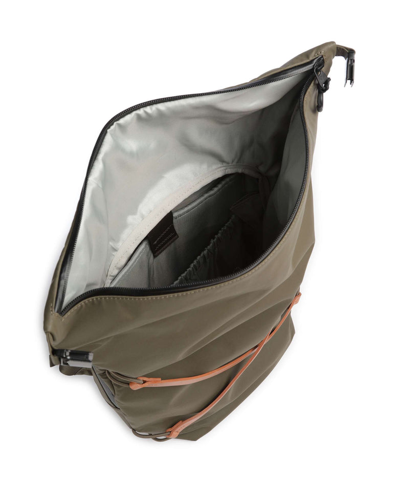 Aunts & Uncles Japan Kushiro Backpack fallen rock