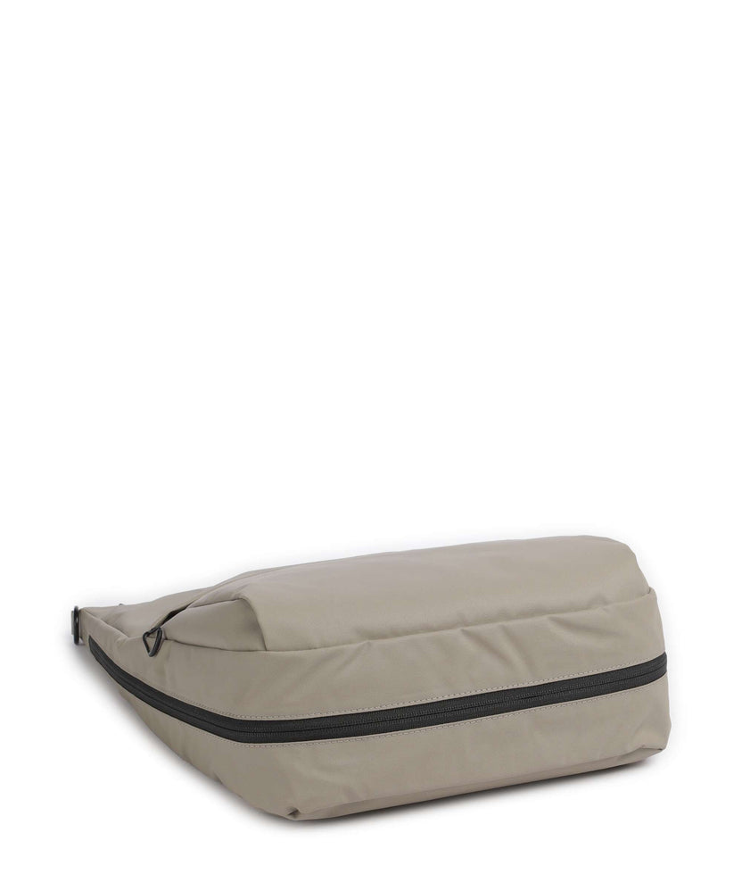 Aunts & Uncles Japan Lite Todori Hobo bag driftwood