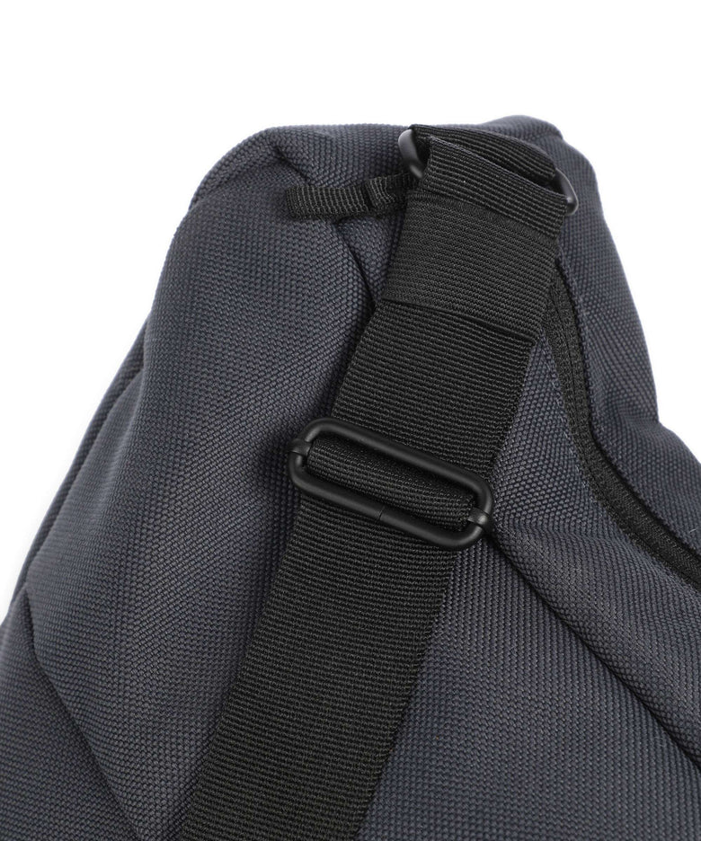 Ucon Acrobatics Original Adam Medium Weekend bag dark navy