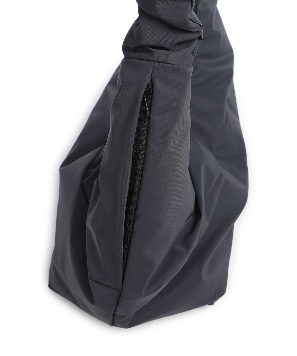Ucon Acrobatics Moss Sayuna Medium Hobo bag dark navy