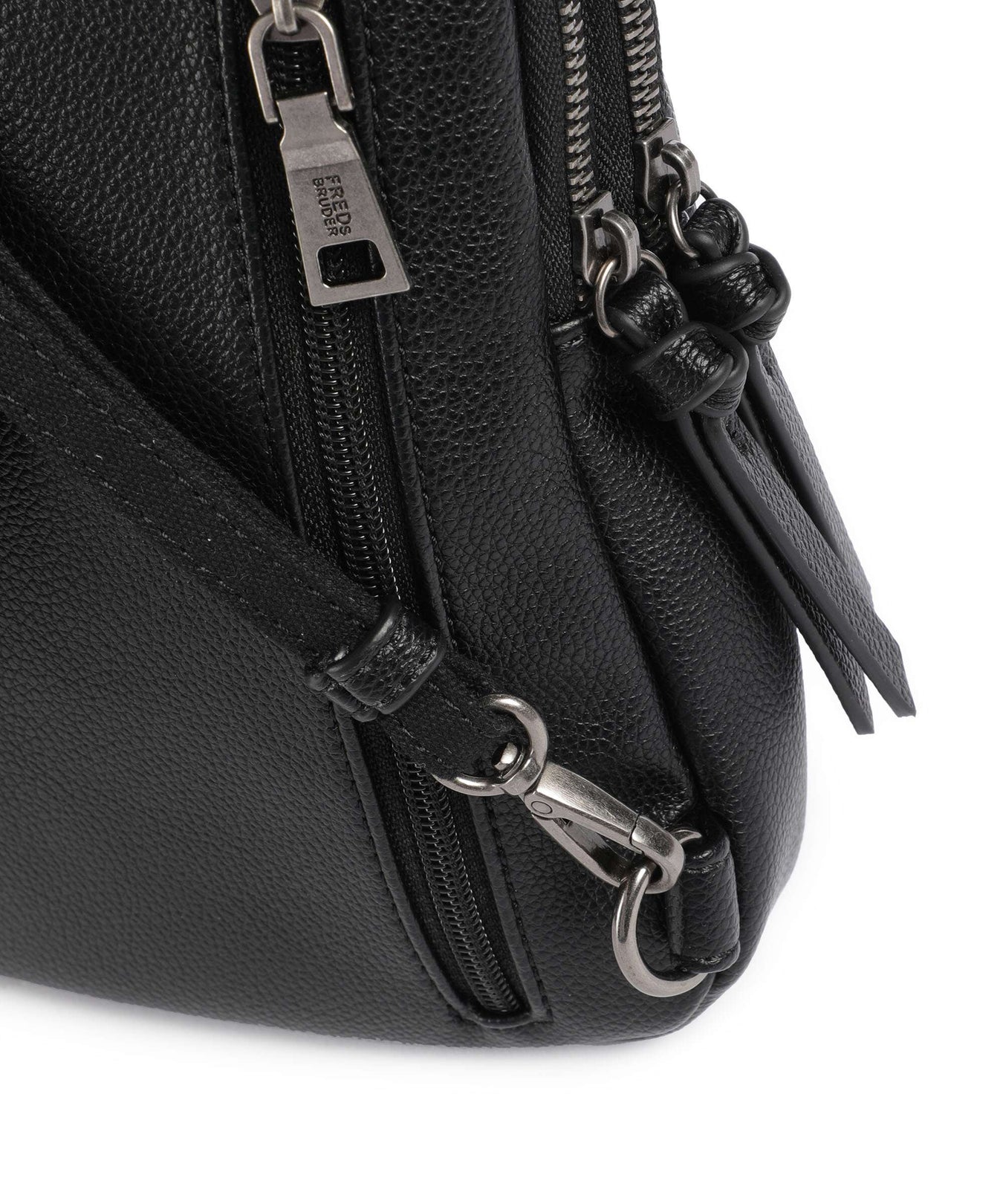 FredsBruder Bestie Sling bag black