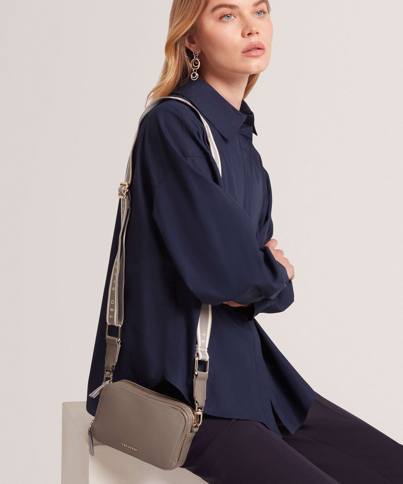 Ted Baker Linzie Crossbody bag taupe