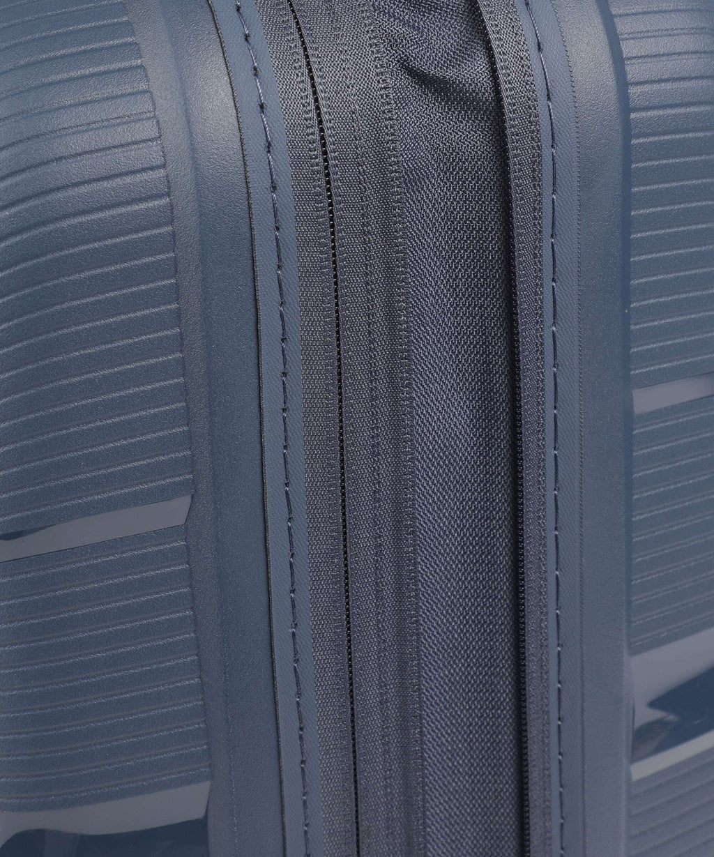 American Tourister Starvibe Spinner (4 wheels) navy