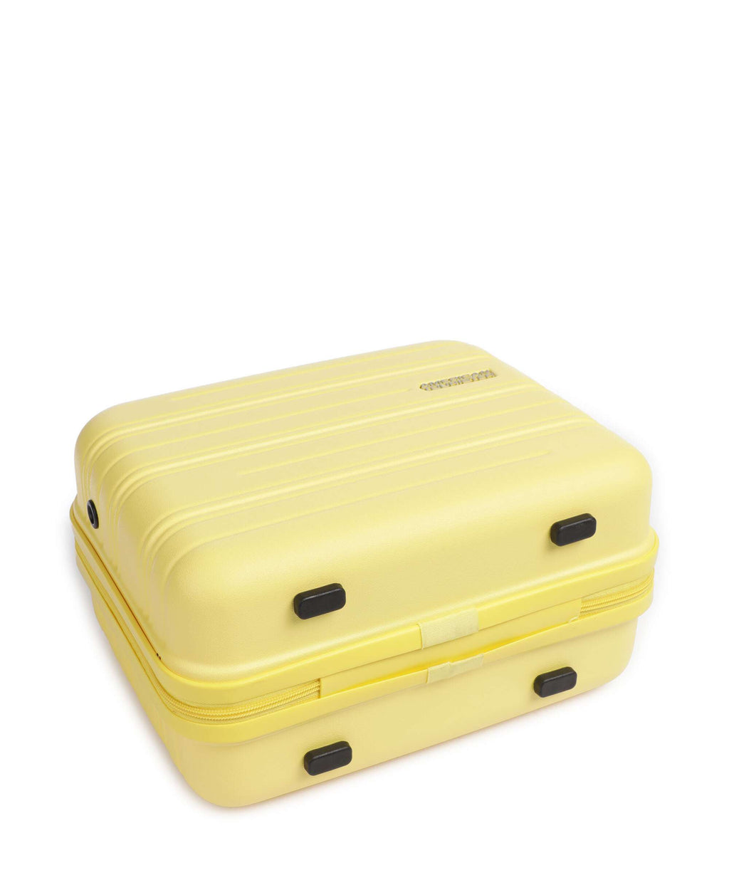 American Tourister High Turn Beauty case matt yellow