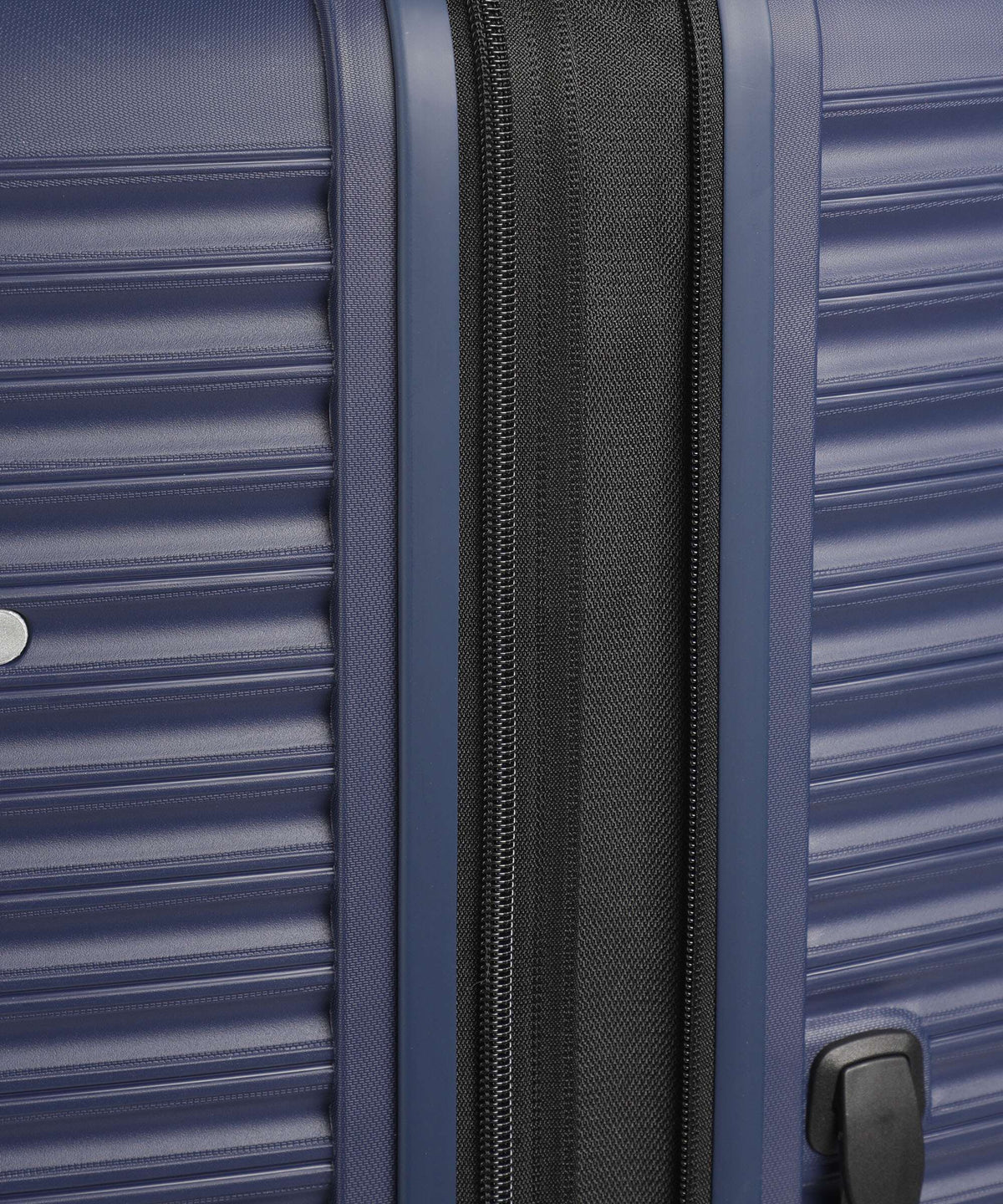 American Tourister Liftoff Suitcase set (4 wheels) midnight blue