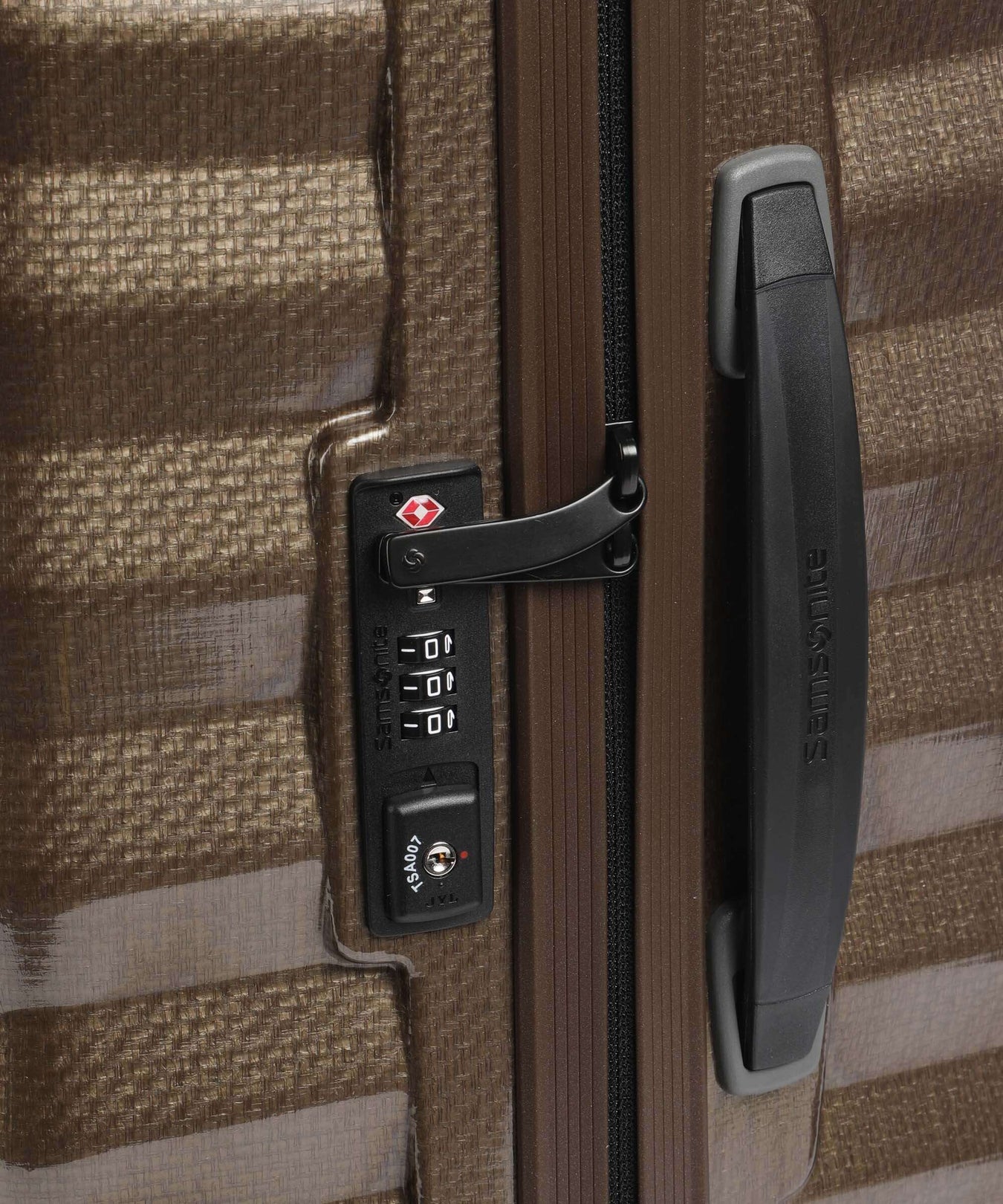 Samsonite Lite-Shock Spinner (4 wheels) sand