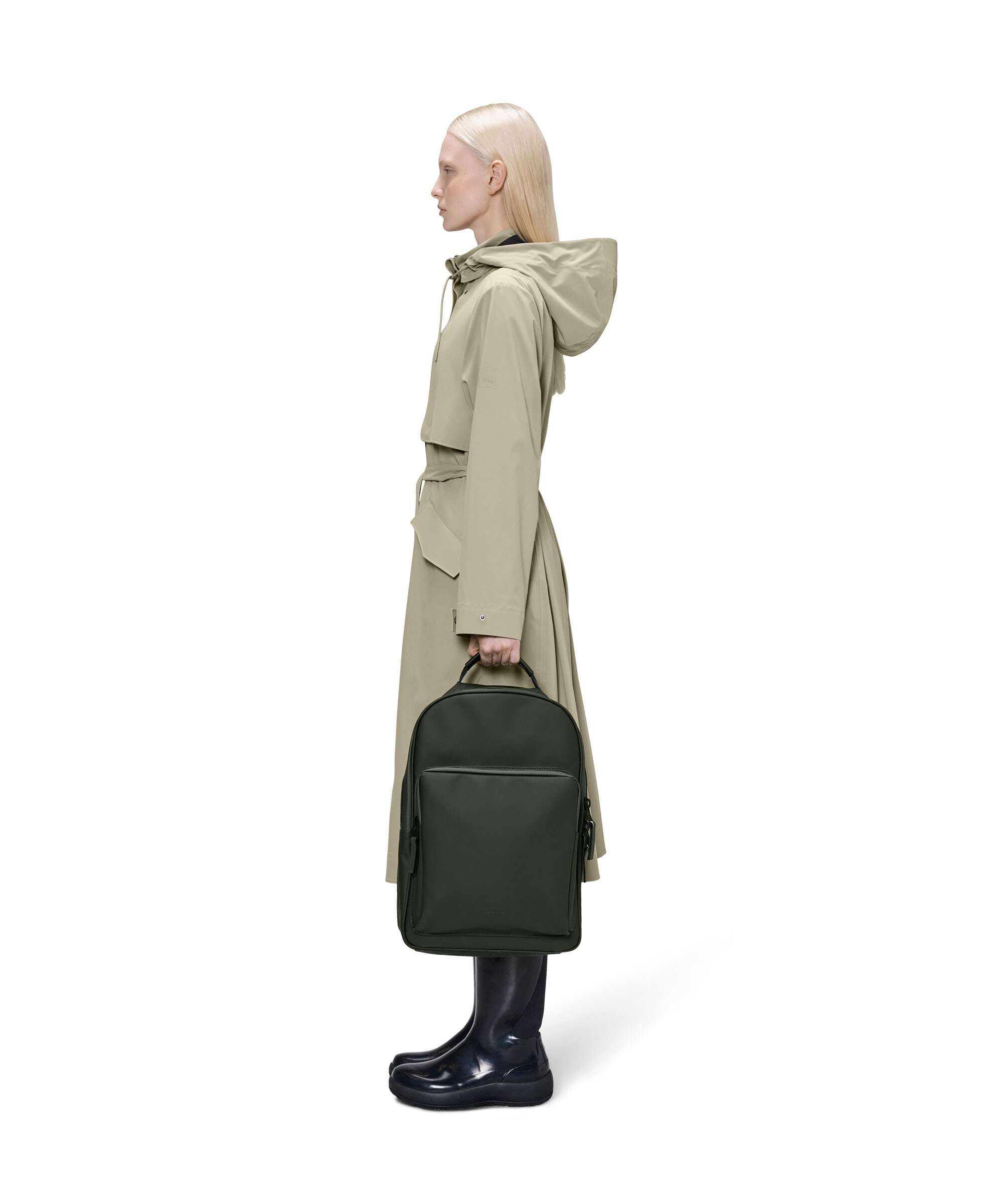 rains oversize backpack Large polyurethane, polyester green Soldes. Soldes: soldes femme Invest in this RAINS Size:D Half 51 - 23.6