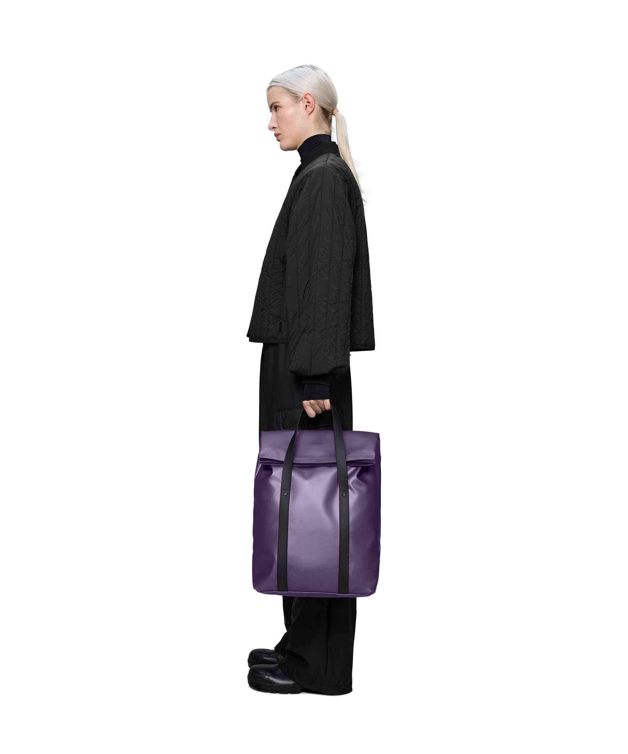 rains backpack lavender 2 Way bag 16″ polyester, polyurethane body and the signature aesthetics 4