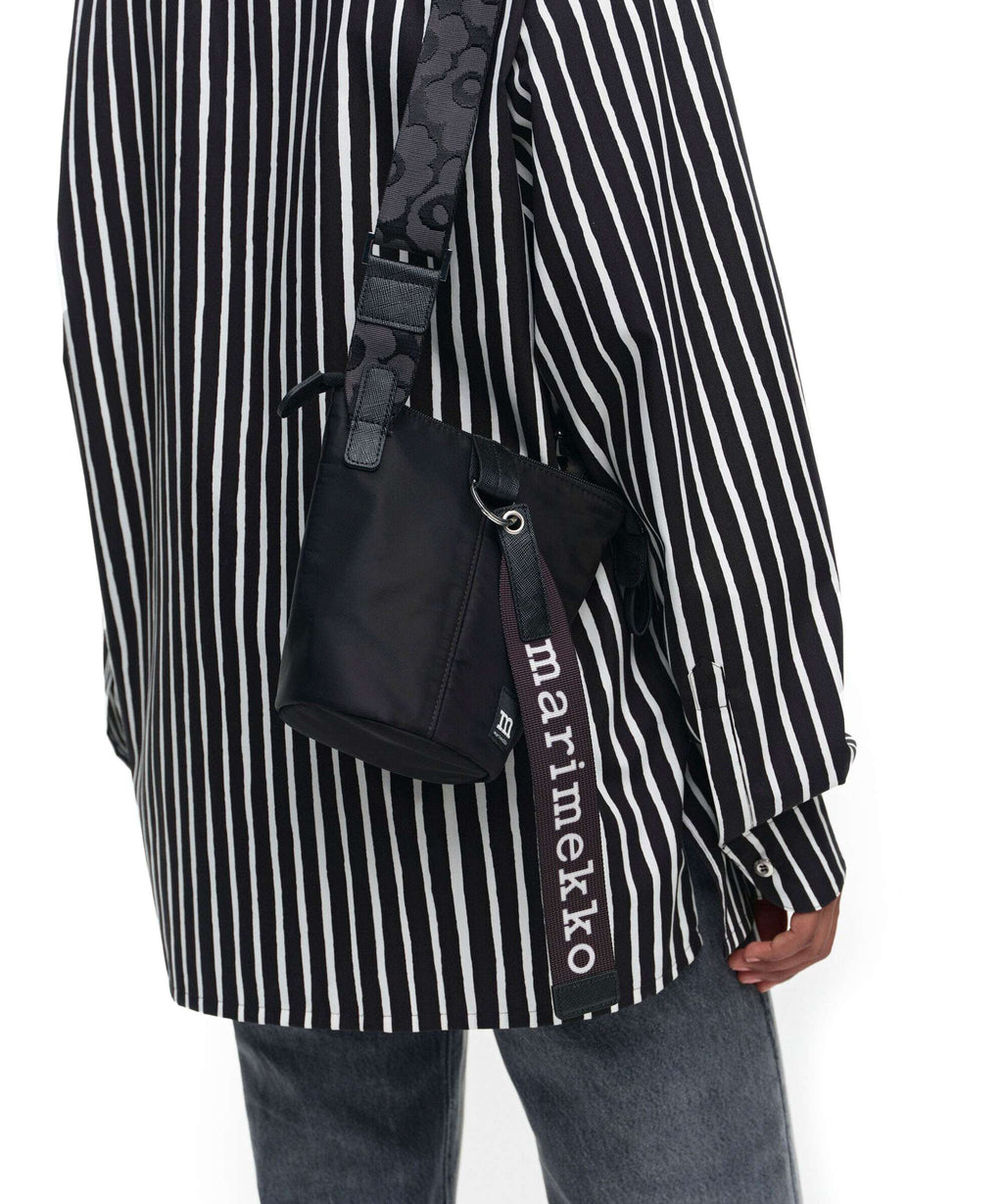Marimekko Essential Solid Crossbody bag black