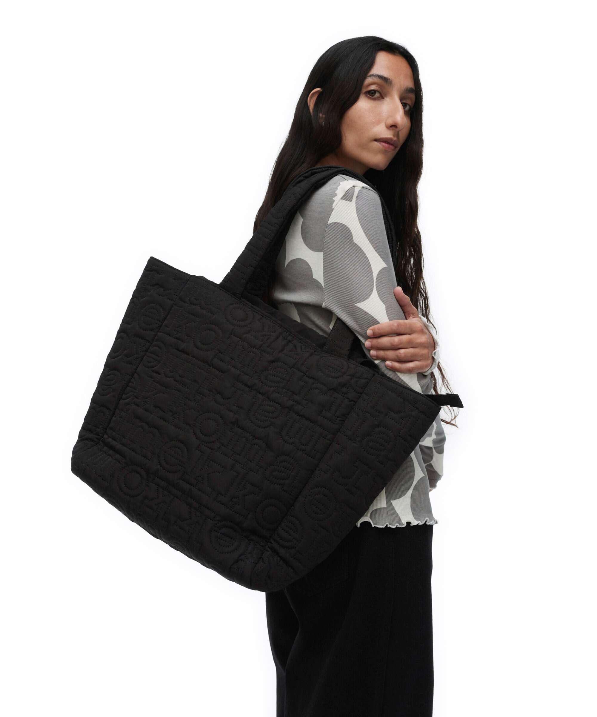 Marimekko Joy Logo M Tote bag black