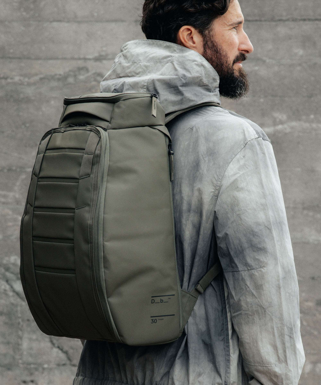 Db Hugger 30 Backpack blue hour