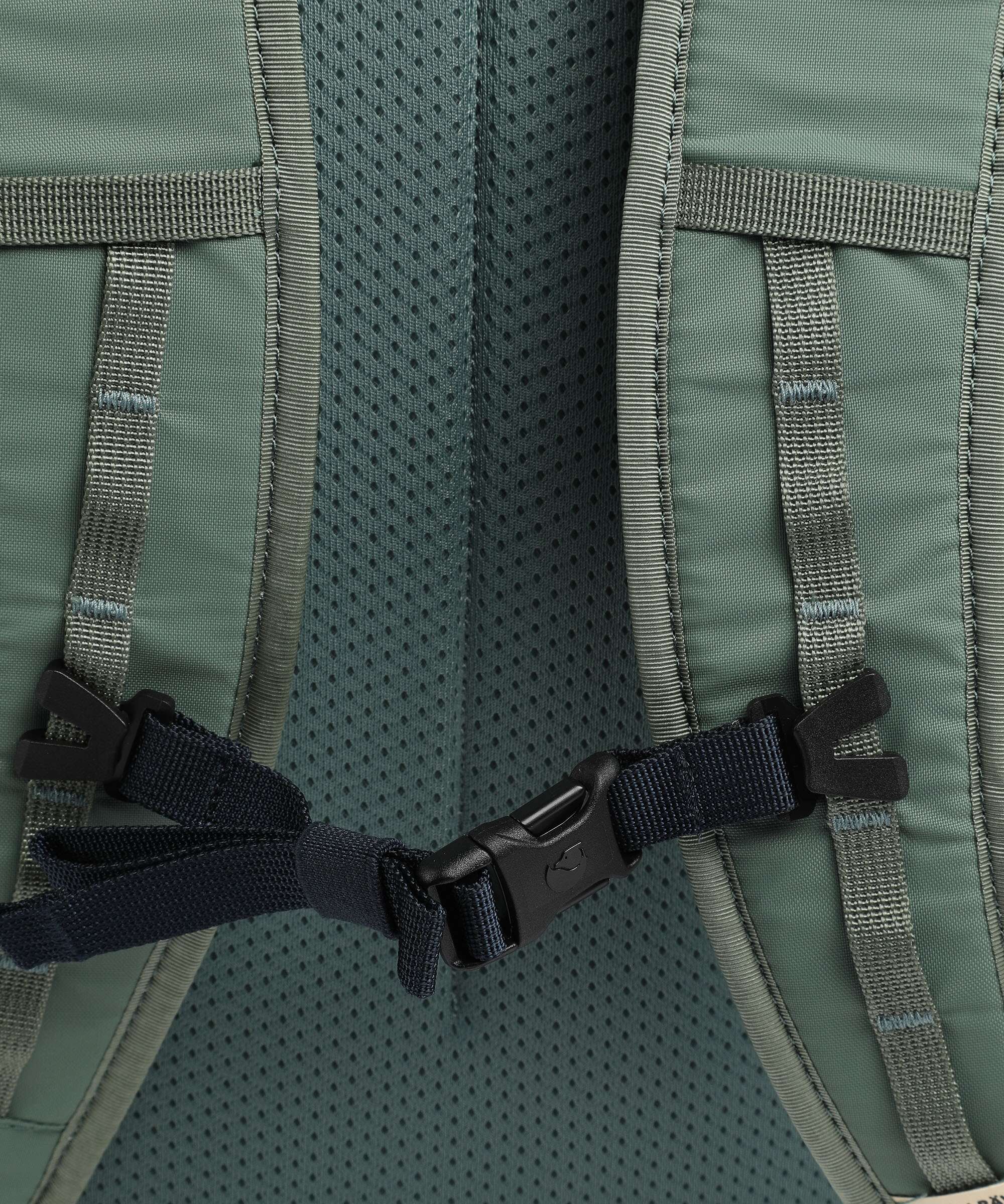 Fjällräven High Coast 24 Rolltop backpack patina green