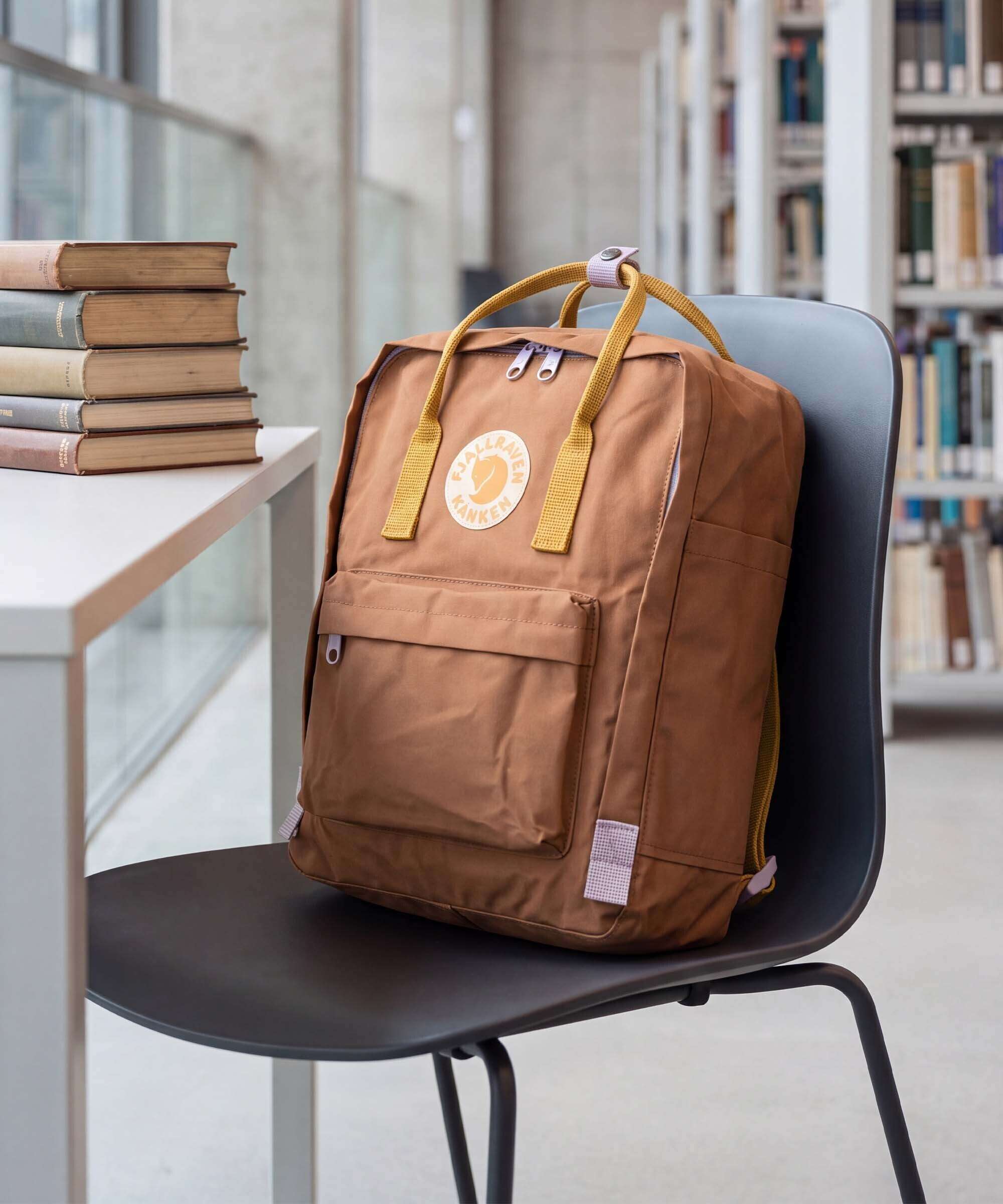 Fjällräven Kånken Koncept Backpack vinylon khaki dust/kantarell