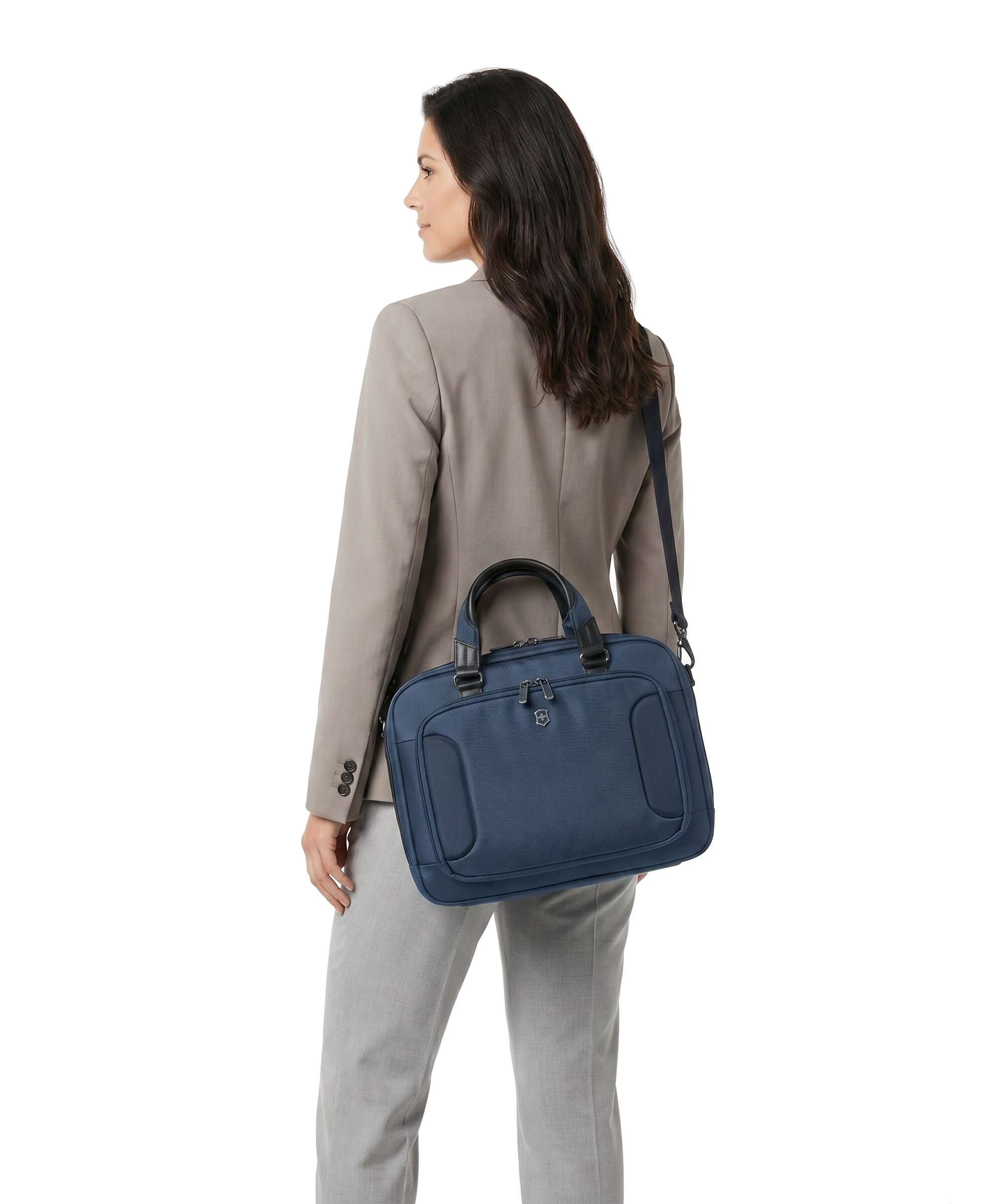 Victorinox Werks Traveler 7.0 Compact Briefcase 14″ recycled