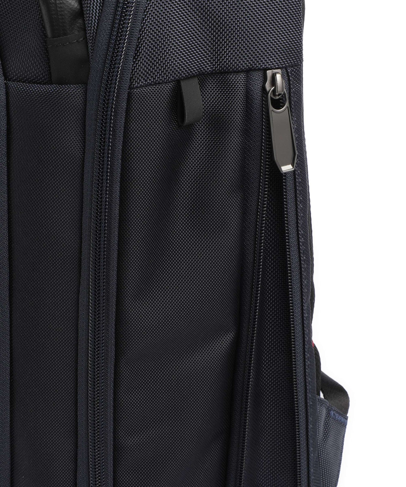 Victorinox Werks Traveler 7.0 Compact Backpack navy blue