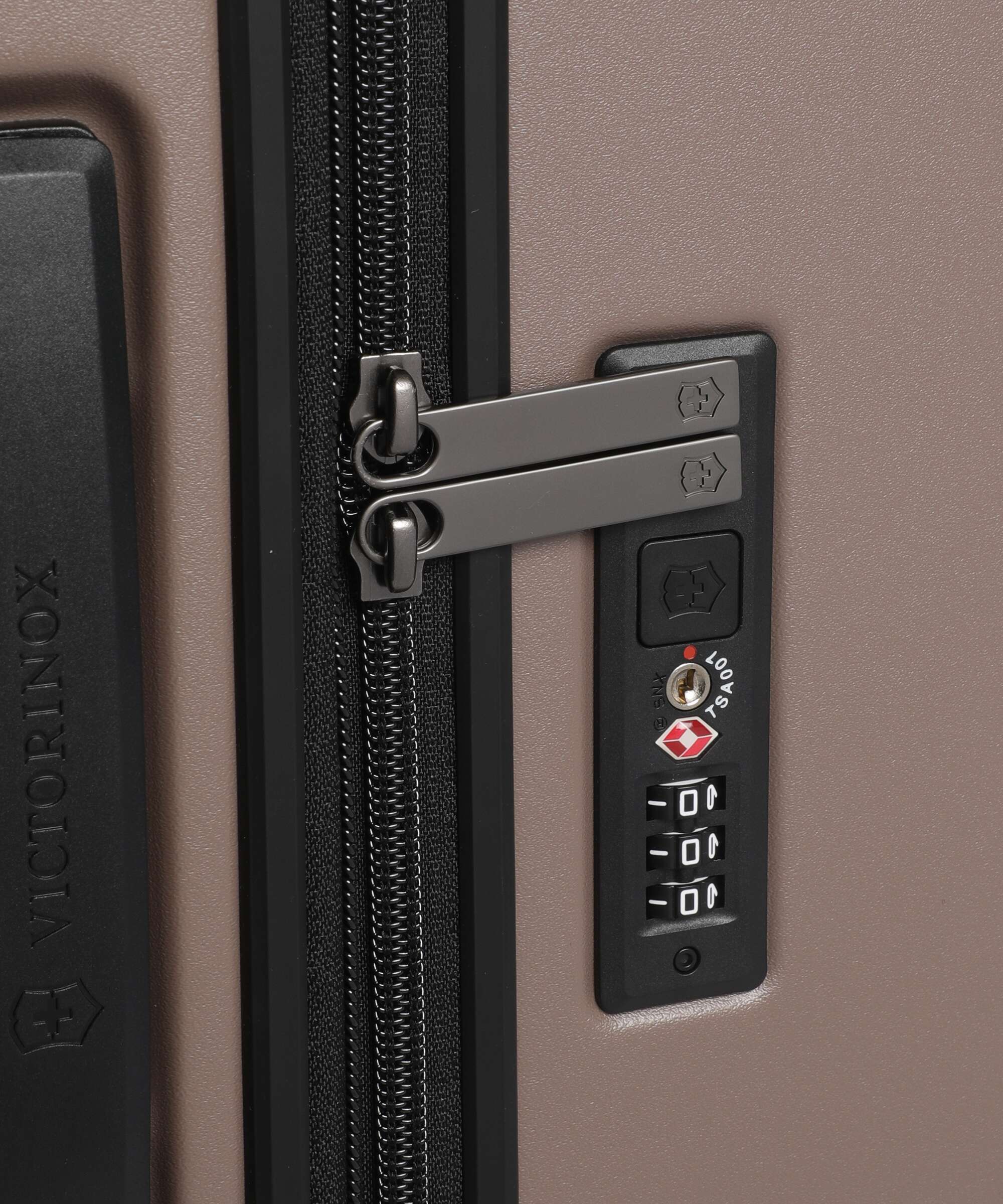 Victorinox Airox Advanced L Spinner (4 wheels) taupe brown 75 cm