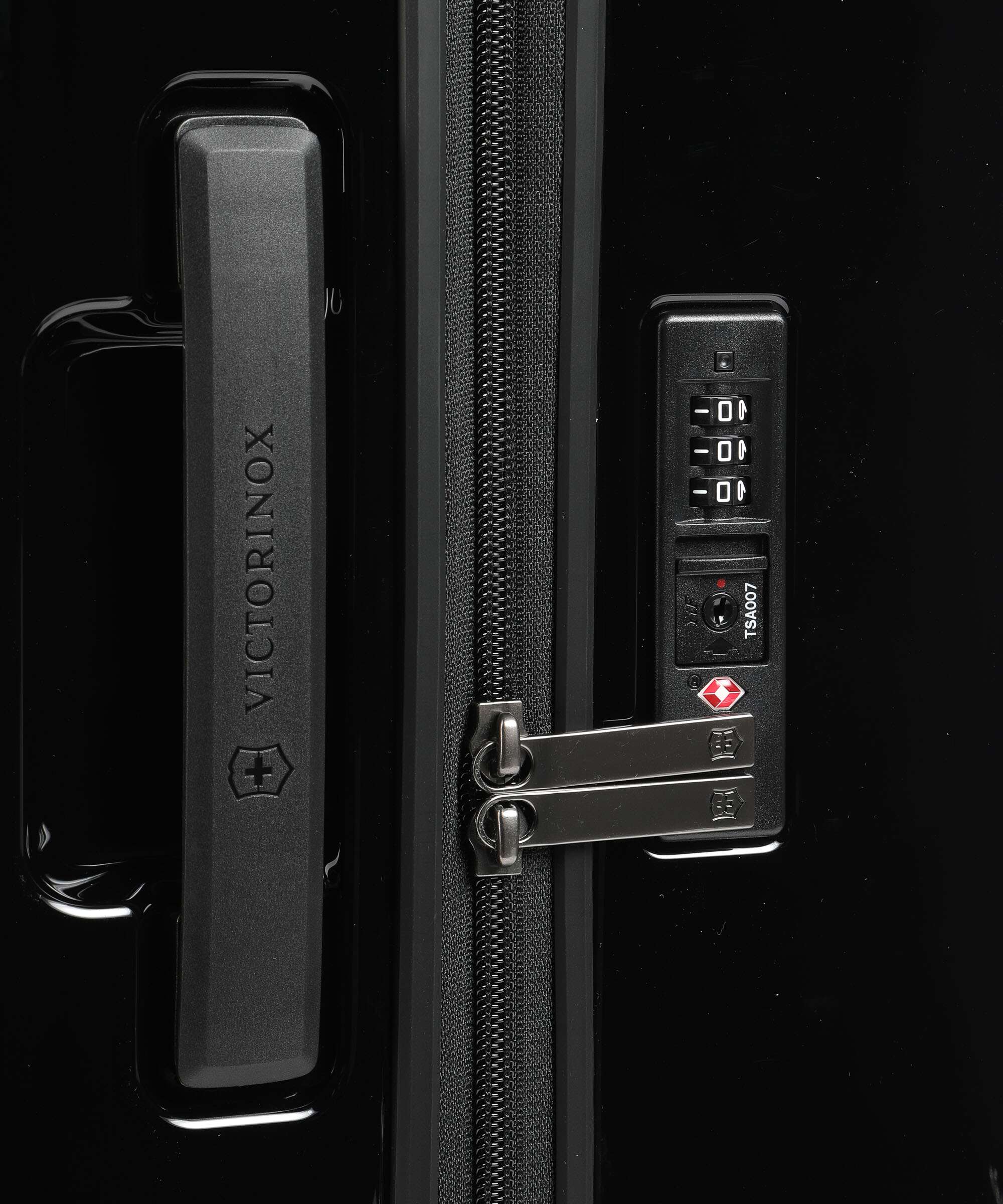 Victorinox Airox Large Spinner (4 wheels) black 75 cm - 612509