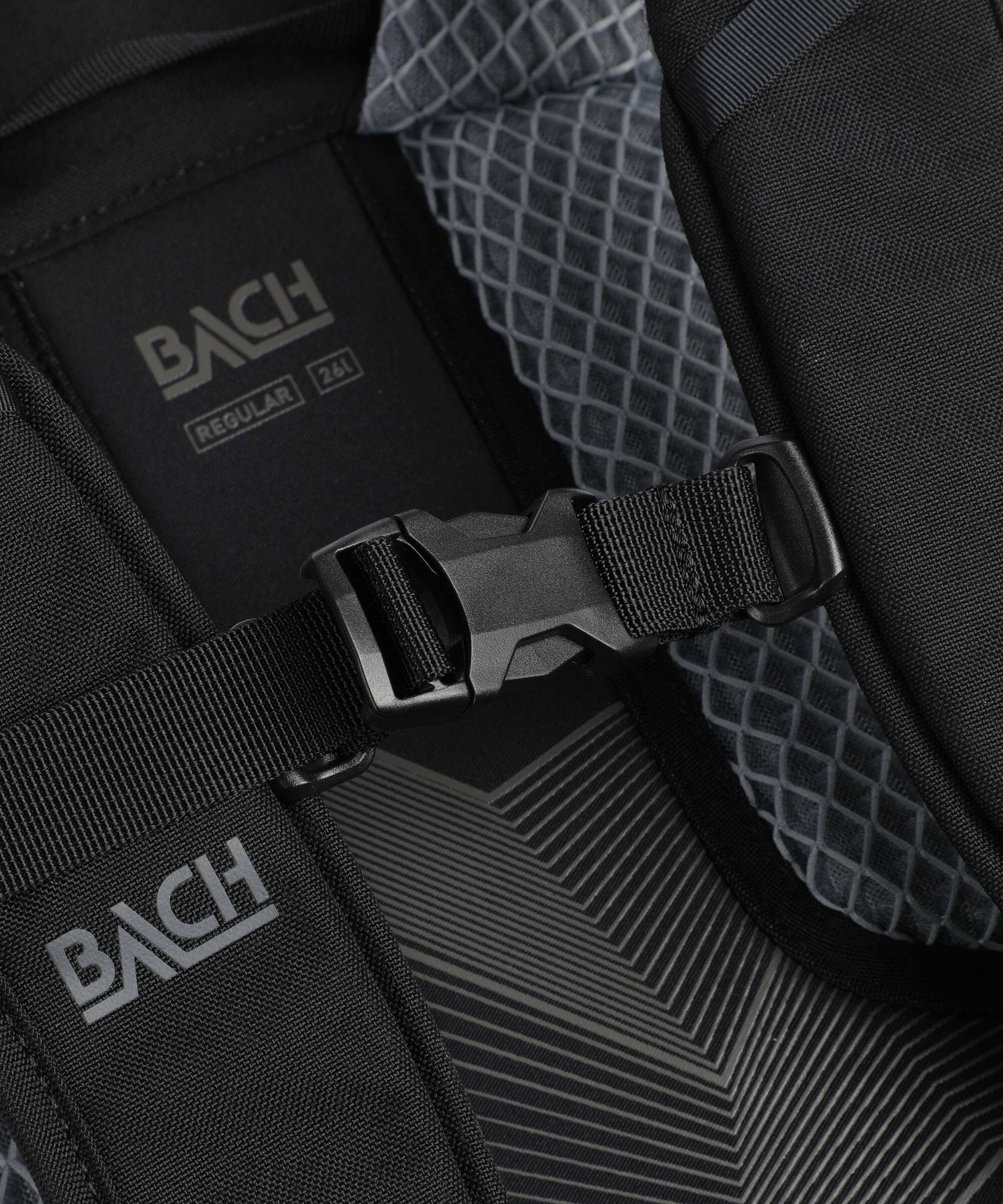 Bach Shield 26 M Hiking backpack black