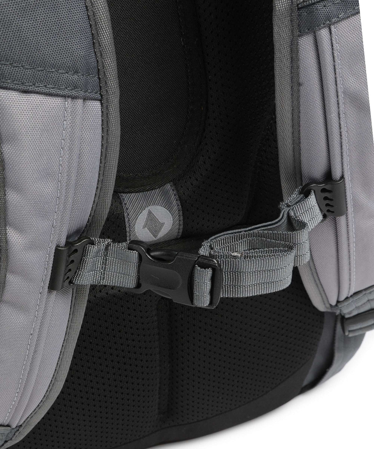 Nitro Future Hero 37 Backpack graphite