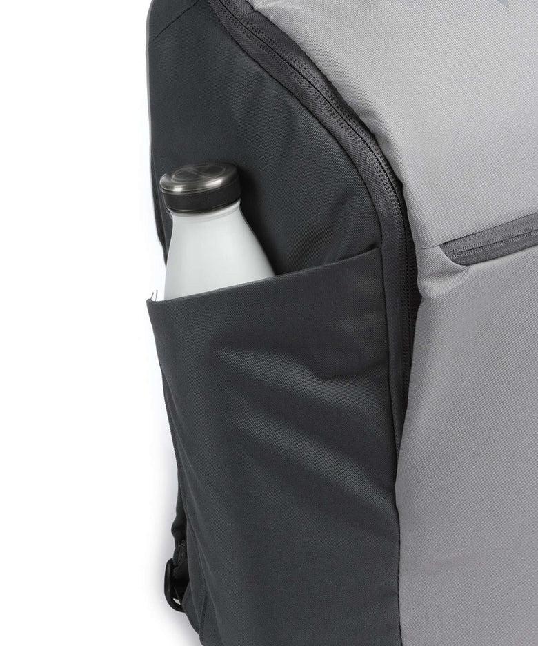 Nitro Nikuro Traveler 32 Travel backpack graphite