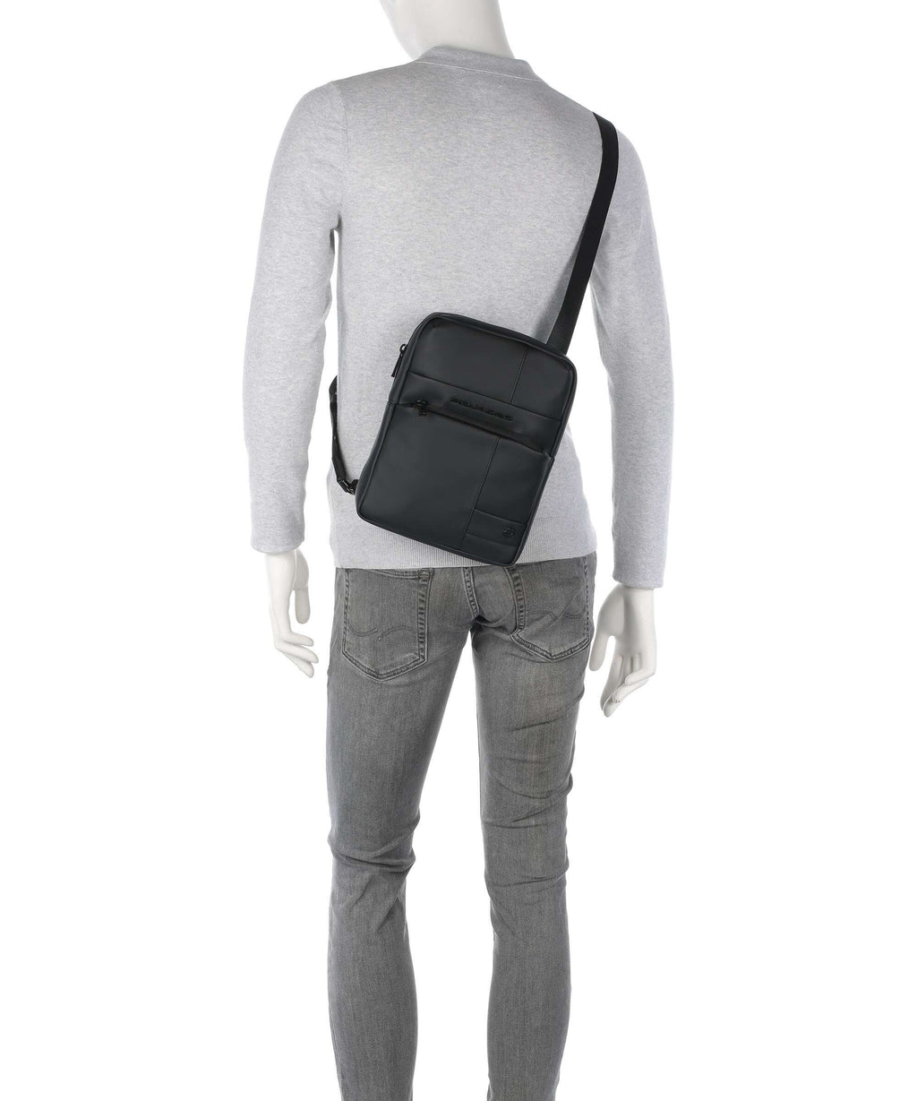 Piquadro Wollem W129 Crossbody bag nero