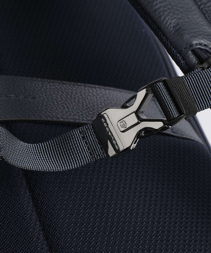 Piquadro Modus Special Travel backpack blue