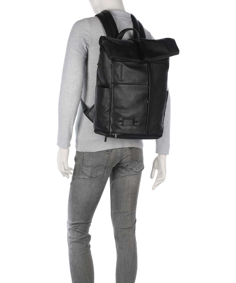 Piquadro W137 Rolltop backpack nero