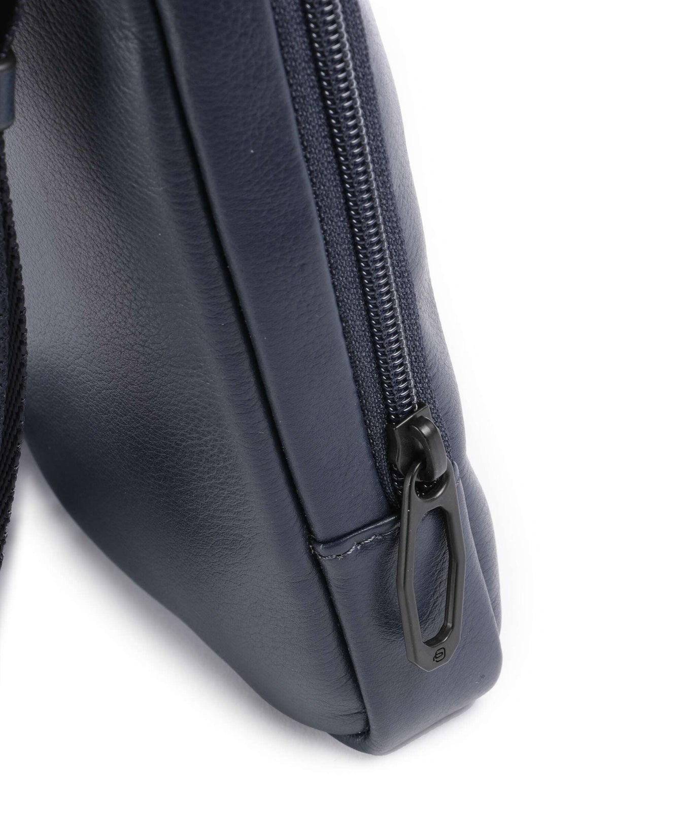 Piquadro W137 Crossbody bag blu