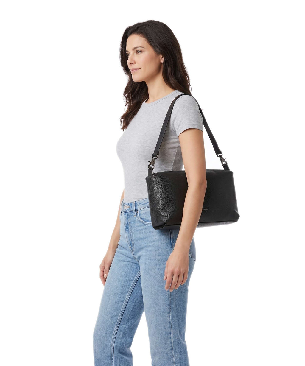 Mandarina Duck Mellow Leather Shoulder bag nero