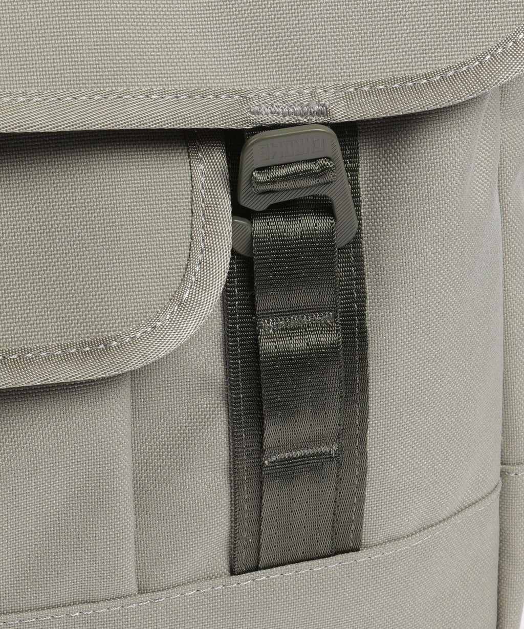 Chrome Midtown 20L Messenger bag sage