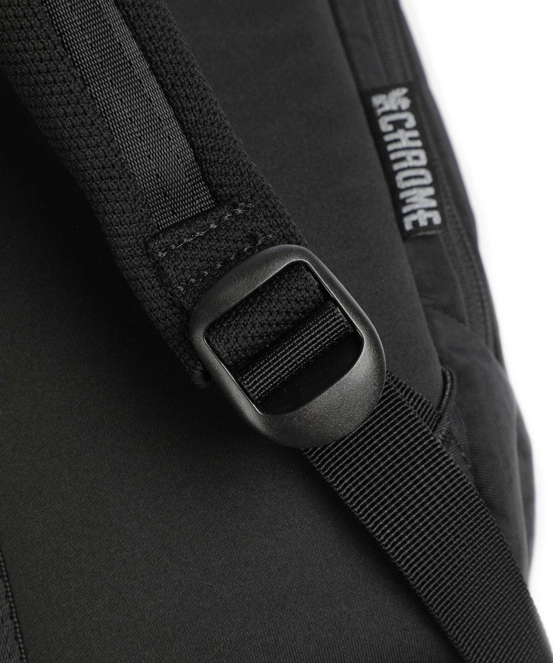 Chrome District Collection Camden 16L Backpack black