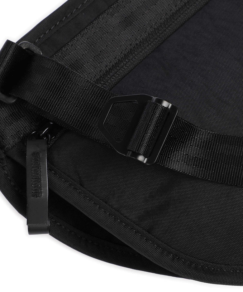 Chrome District Collection Sodo 3L Fanny pack black