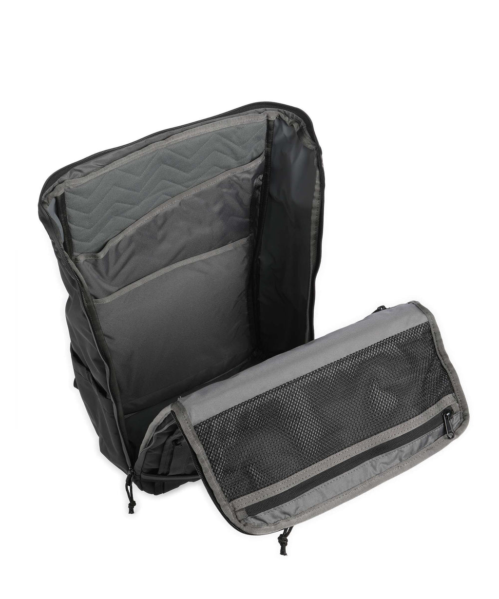 Chrome Volcan 35L Backpack black tarp